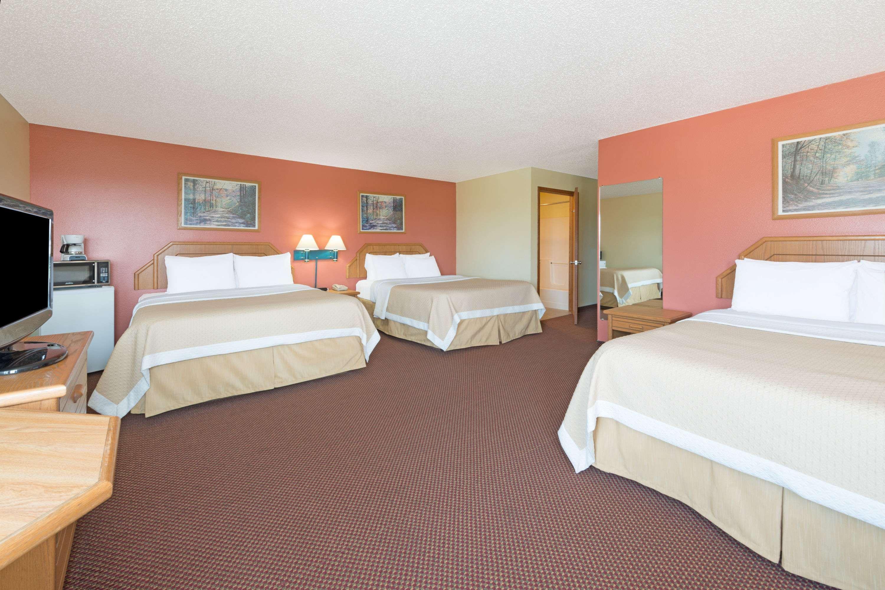 Days Inn By Wyndham Cameron Exterior foto